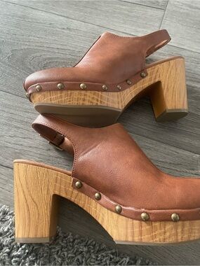 Zodiac Cognac Leather Studded Slingback Clogs